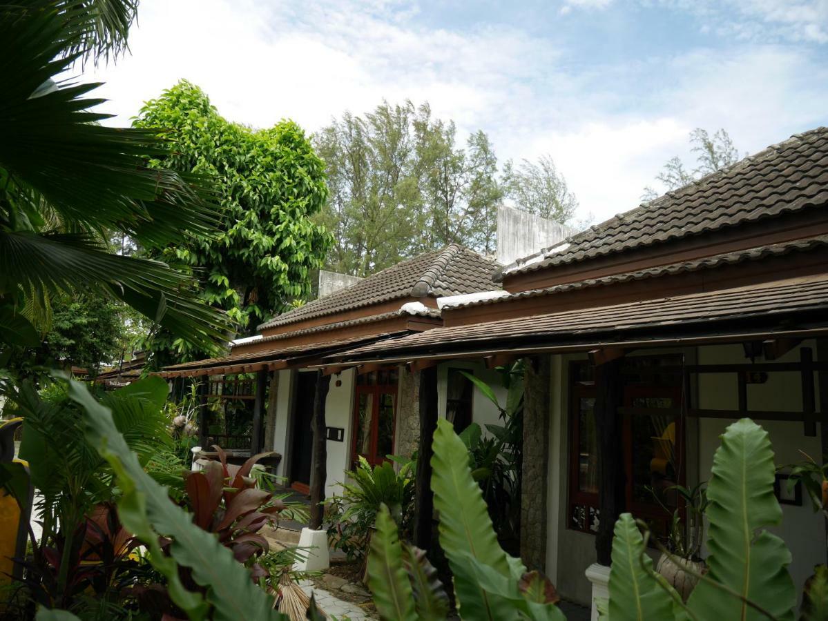 Bangtao Beach Chalet Resort Bang Tao Beach  Exterior foto