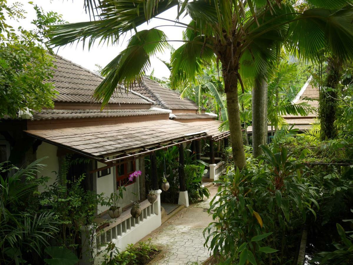 Bangtao Beach Chalet Resort Bang Tao Beach  Exterior foto